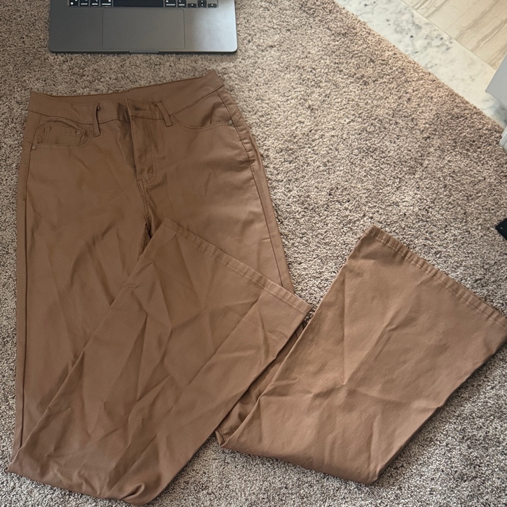 Men's Tan Pants